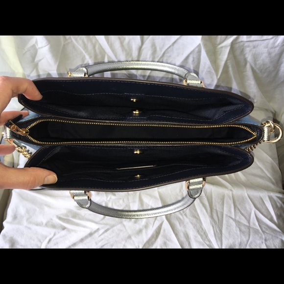 NEW!! Coach Medium Sage Carryall In Colorblock - Picture 3 of 8